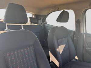 Ford Figo hatch 1.5 Ambiente - Image 10