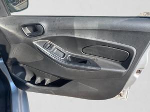 Ford Figo hatch 1.5 Ambiente - Image 9