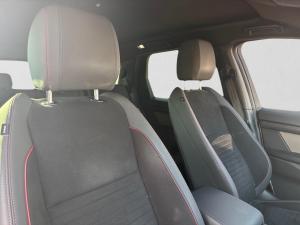 Land Rover Discovery Sport D180 R-Dynamic SE - Image 10