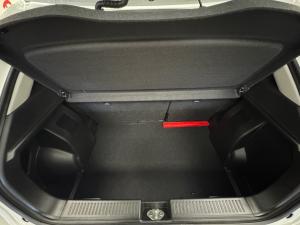 Suzuki Fronx 1.5 GLX auto - Image 17