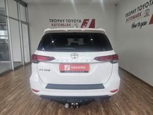 Toyota Fortuner 2.4GD-6 manual - Image 5