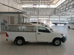 Toyota Hilux 2.4GD S (aircon) - Image 3