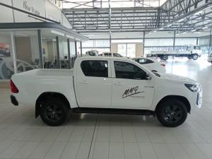 Toyota Hilux 2.4GD-6 double cab Raider manual - Image 3