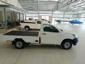 Toyota Hilux 2.4GD single cab flat deck - Image 3