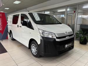 Toyota Quantum 2.8 LWB crew cab manual - Image 1