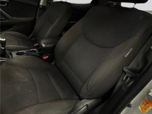 Hyundai Elantra 1.8 Executive - Image 7