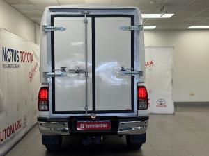 Toyota Hilux 2.4GD-6 single cab Raider manual - Image 5