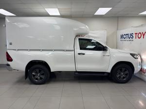 Toyota Hilux 2.4GD-6 single cab Raider manual - Image 3
