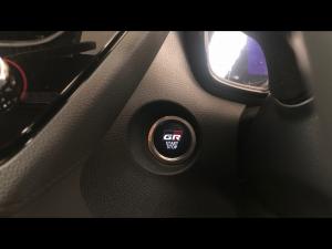 Toyota Corolla Cross 1.8 GR-Sport - Image 16