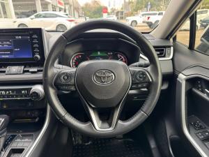 Toyota RAV4 2.0 VX - Image 8