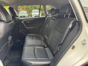 Toyota RAV4 2.0 VX - Image 17