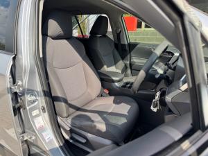 Toyota RAV4 2.0 GX auto - Image 16