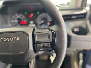 Toyota Hilux 2.8 GD-6 RB SRX 4X4 automaticD/C - Image 11