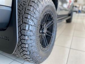 Toyota Hilux 2.8 GD-6 RB SRX 4X4 automaticD/C - Image 16