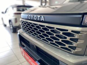 Toyota Hilux 2.8 GD-6 RB SRX 4X4 automaticD/C - Image 18