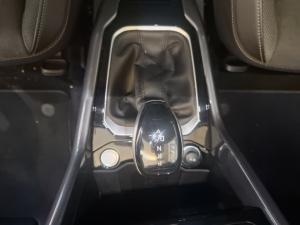 Volkswagen T-ROC 1.4 TSI Design Tiptronic - Image 12