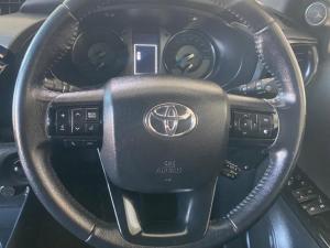Toyota Hilux 2.8 GD-6 RB Legend 4X4 automaticE/CAB - Image 8