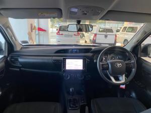 Toyota Hilux 2.4 GD-6 Raider 4X4 automaticD/C - Image 6
