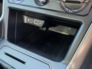 Volkswagen Polo 1.0 TSI Comfortline - Image 11