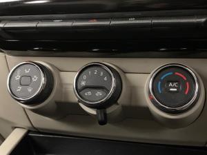 Renault Triber 1.0 Prestige / Intens AMT - Image 12