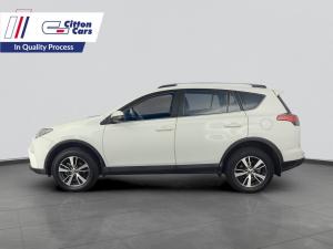 Toyota RAV4 2.0 GX automatic - Image 2