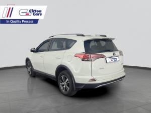 Toyota RAV4 2.0 GX automatic - Image 3