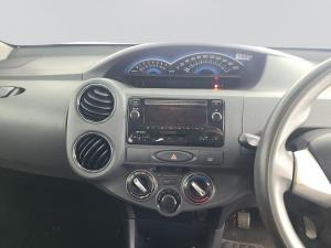 Toyota Etios 1.5 Xs/SPRINT 5-Door - Image 6