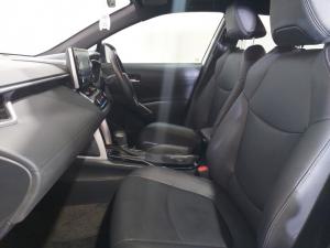 Toyota Corolla 1.8 Hybrid XR - Image 9