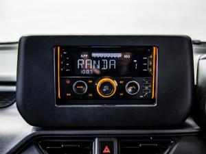 Suzuki Swift 1.2 GL - Image 18