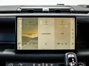 Land Rover Defender 110 P400 X - Image 18