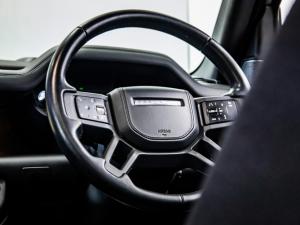 Land Rover Defender 110 P400 X - Image 22