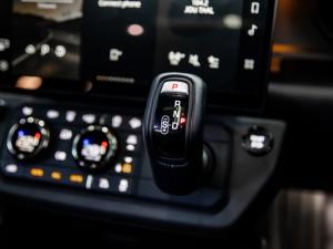 Land Rover Defender 110 Octa - Image 16