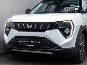 Mahindra XUV 3XO 1.2T AX7L - Image 2