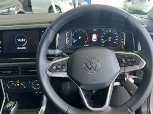 Volkswagen Polo hatch 1.0TSI Life manual - Image 4