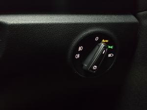 Volkswagen T-Roc 2.0TSI 4Motion Design - Image 24