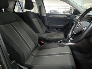 Volkswagen T-Roc 2.0TSI 4Motion Design - Image 9