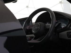 Audi A4 40TFSI S line - Image 16