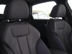 Audi A4 40TFSI S line - Image 17