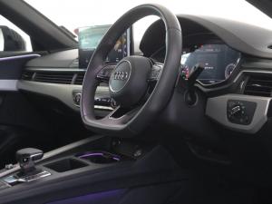 Audi A4 40TFSI S line - Image 18