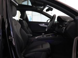 Audi A4 40TFSI S line - Image 19