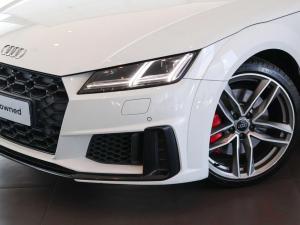 Audi TT TTS coupe quattro - Image 2