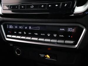 Isuzu D-Max 3.0TD double cab V-Cross - Image 26