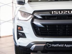 Isuzu D-Max 3.0TD double cab V-Cross - Image 7