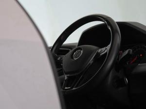 Volkswagen Amarok 2.0BiTDI double cab Highline auto - Image 20