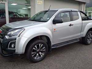 Isuzu D-Max 250 Extended cab X-Rider auto - Image 2