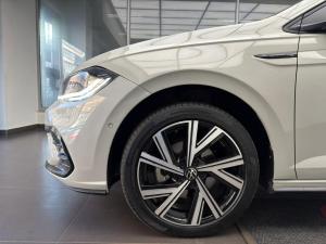 Volkswagen Polo hatch 1.0TSI R-Line - Image 25