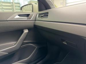 Volkswagen Polo hatch 1.0TSI R-Line - Image 30
