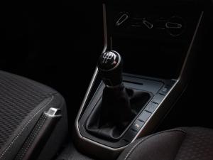 Volkswagen Polo hatch 1.0TSI Comfortline - Image 14