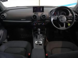 Audi A3 Sportback 30TFSI S line - Image 11