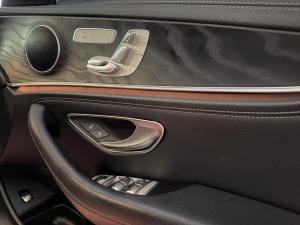 Mercedes-Benz E-Class E200 - Image 11